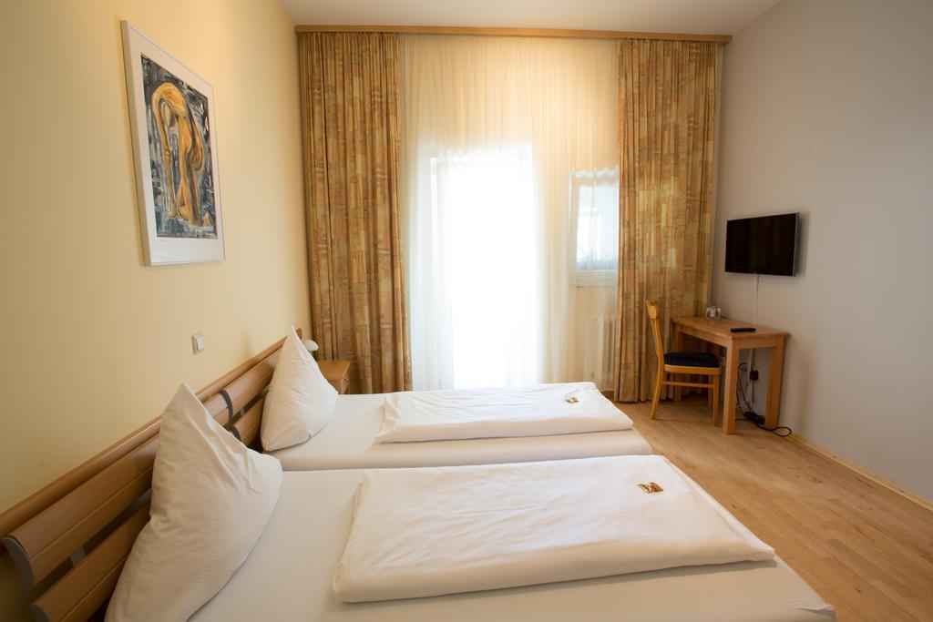 Gutenberg 20 Speyer Room photo